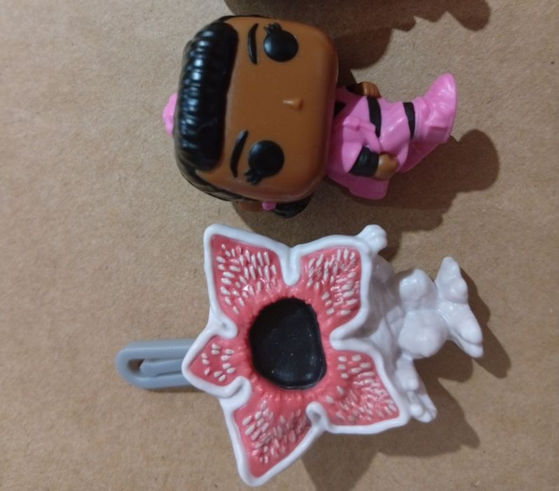 Фігурки Kinder joy Дивні Дива