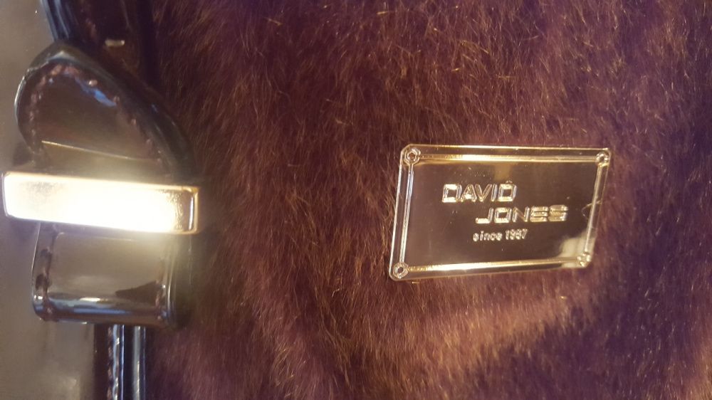 Mala "David Jones" original, nova.