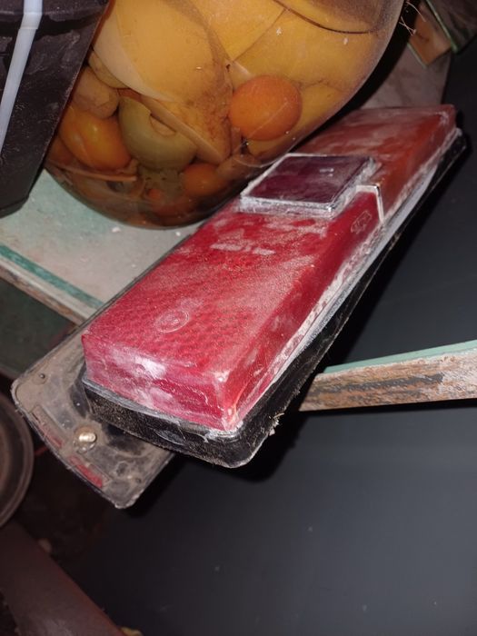 Продам комплект на ВАЗ21011-21013: фары и задние фонари.