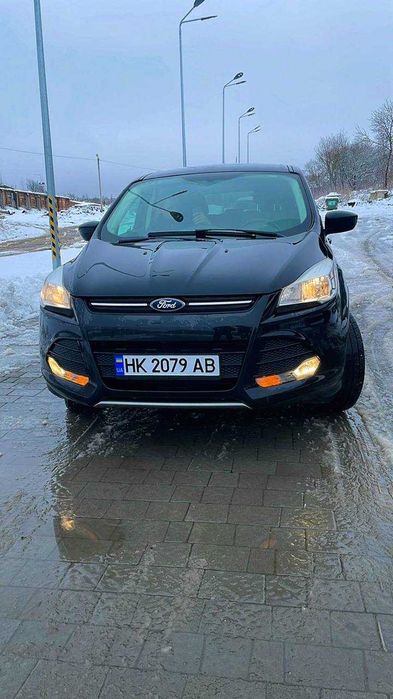 Автомобіль форд ескейп
