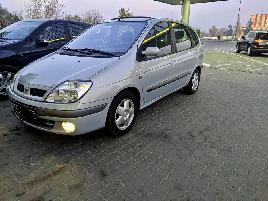 Продам Renault scenic 1. Рестайлинг 1.6 газ бензин
