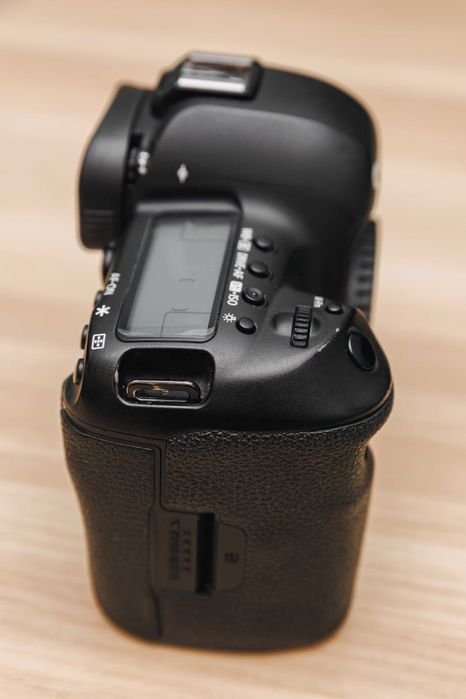 Canon 5D mark IV