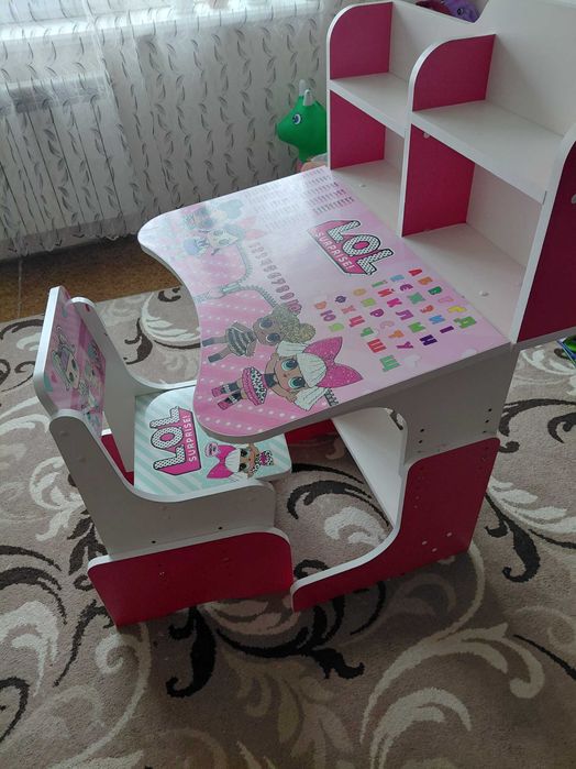 Парта-столик зі стільчиком