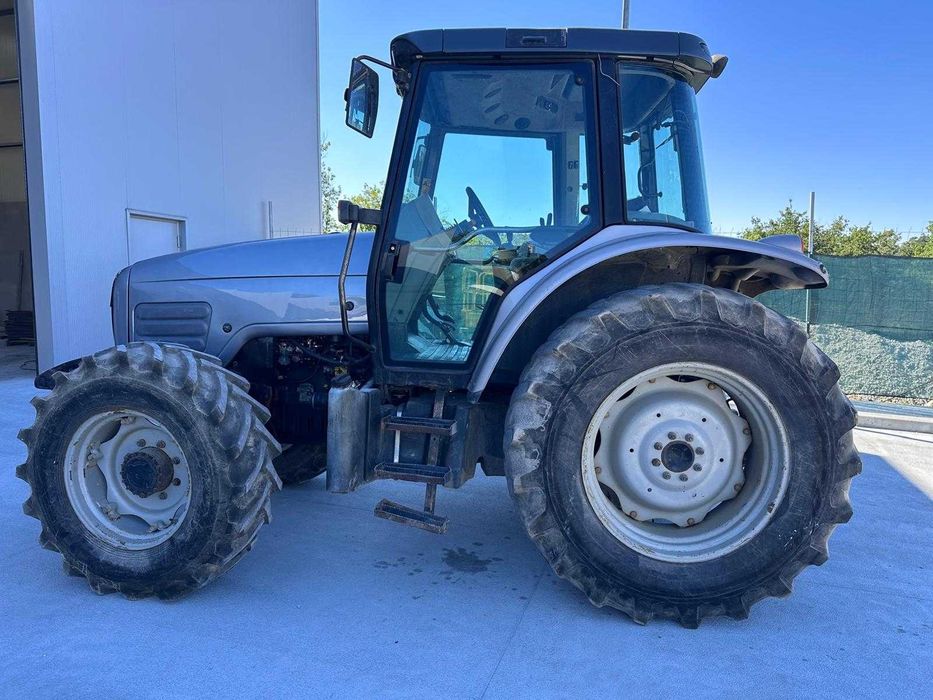 Trator Massey Ferguson e Capinadeira Galucho