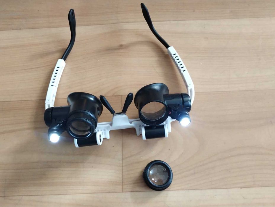 Бинокулярные очки с LED подсветкой лупа 8х 23х