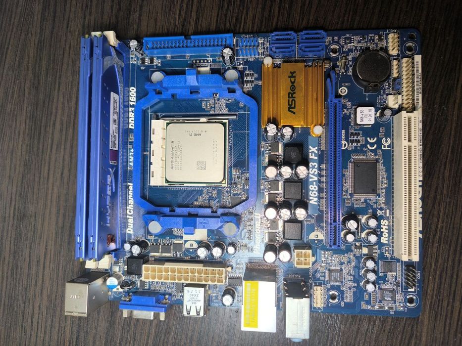 Материнская плата ASRock N68-VS3 FX + AMD Athlon  || + 4 Gb RAM