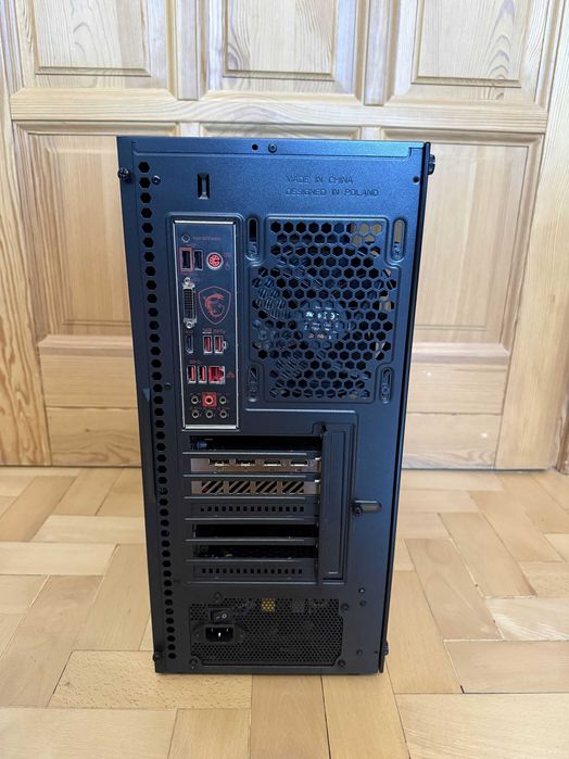 Komputer PC, R5 3600, 7600XT 16GB, 16GB RAM, SSD 120GB, SDD 256GB,