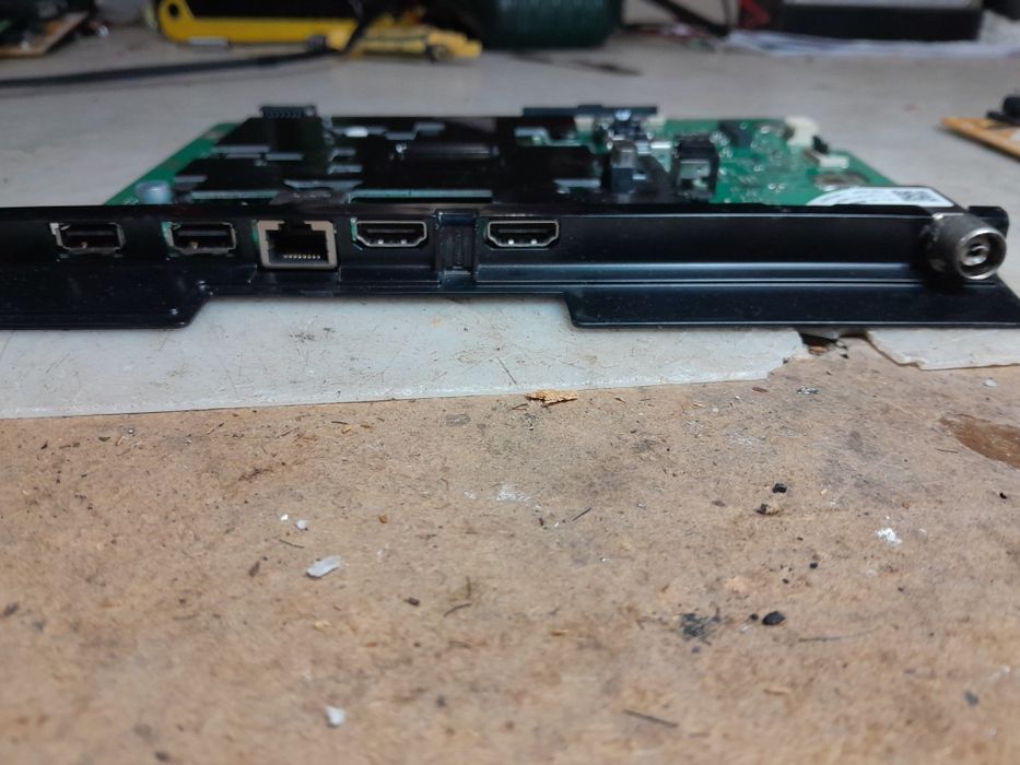 Placa principal da TV Samsung UE50AU8005K