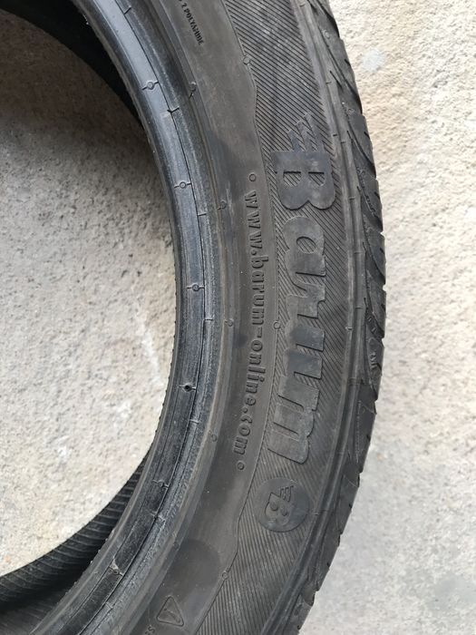 1 Pneu impar barum 205/50R17
