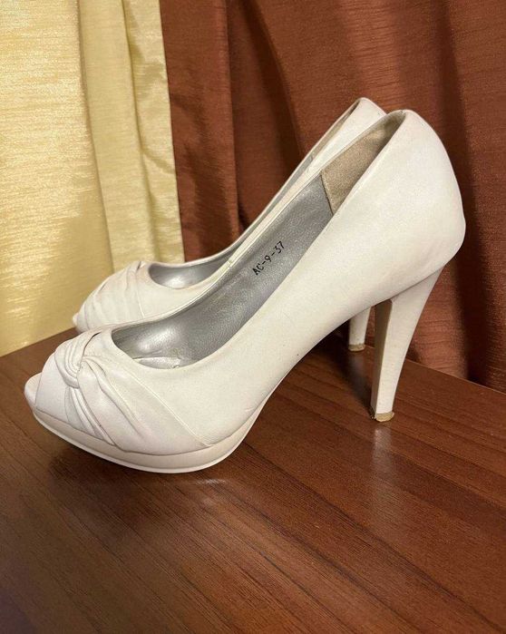 Туфлі, туфлі жіночі