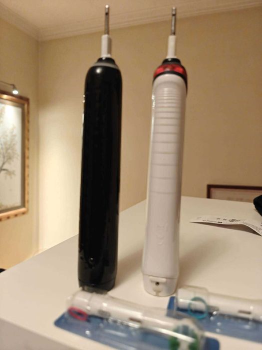 Oral B Pro - Duas Escovas