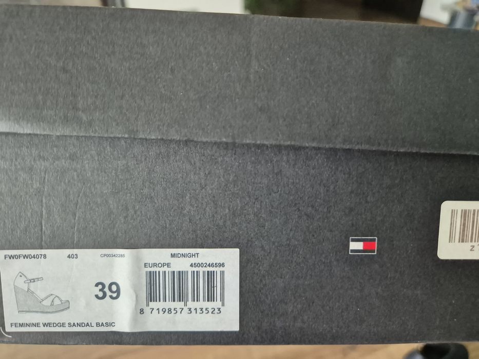 Sandały koturny Tommy Hilfiger r. 39