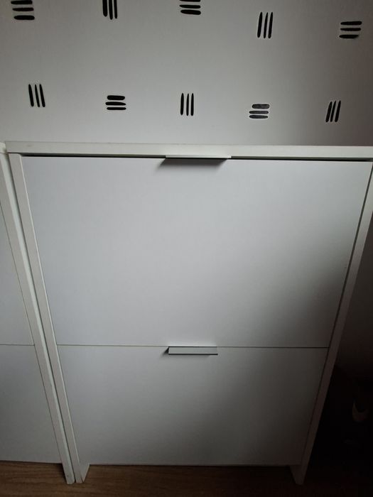 Sapateiras com 2 prateleiras