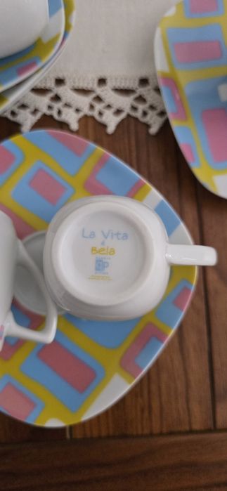 Serviço de Café La Vita é Bela