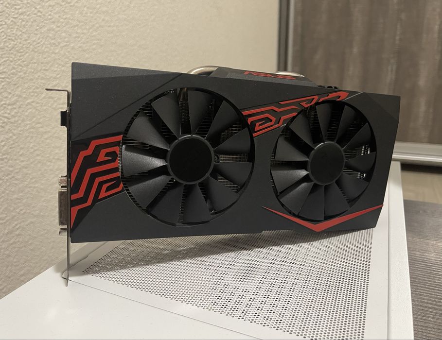 Відеокарта Asus GTX 1060 6GB (ідеальний стан)