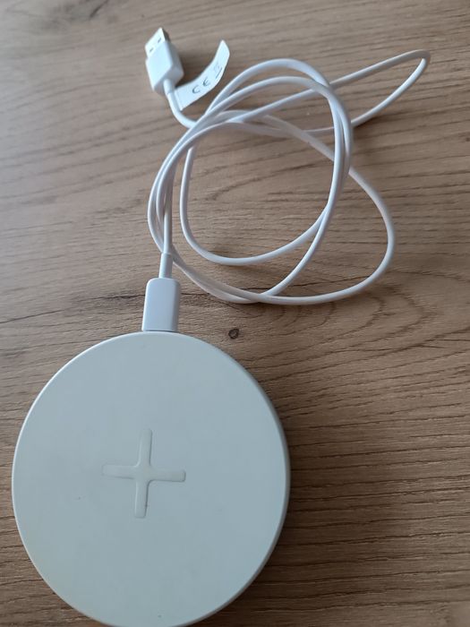 Carregador sem fios, branco
Carregador sem fios, branco