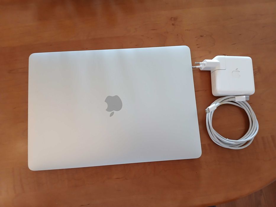 MacBook Pro 13 2020
