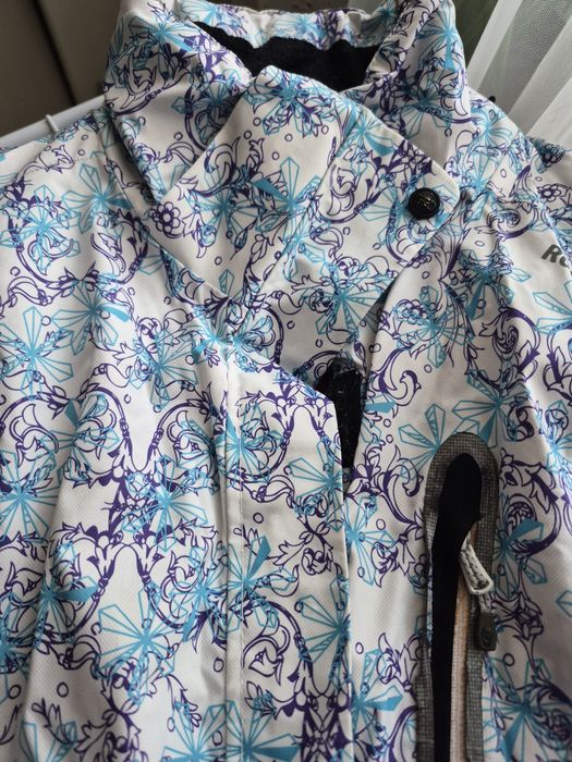 Лижна фірмова куртка фірми Rossignol