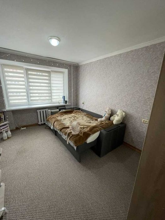 Кімната в гуртожитку з власним кухонним блоком