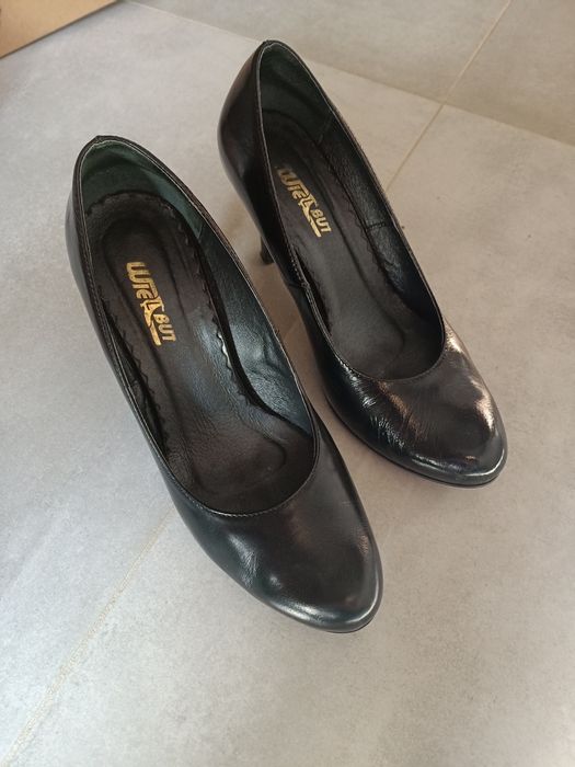 Buty skórzane rozm. 39