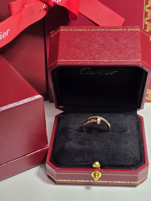 Гвіздок, золотf каблучка з діамантами Cartier