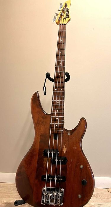 Gitara basowa Yamaha RBX 350