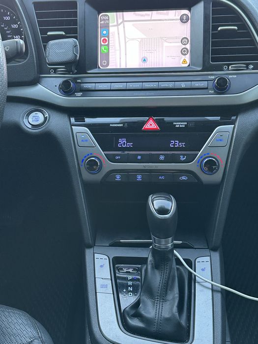 Hyundai Elantra 2016