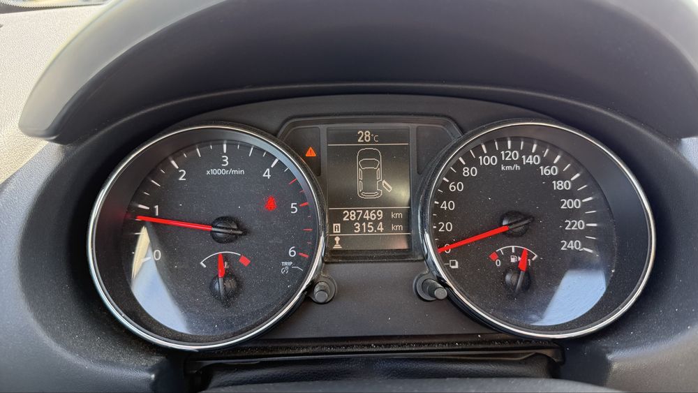 Nissan Qashqai+2 1.6 dCi 2013 — ukraińska rejestracja — samochód znajduje się w Polsce