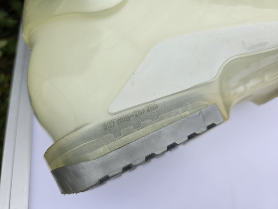 Sprzedam bardzo zadbane,super buty narciarskie Salomon  40 wkł 26-26.5