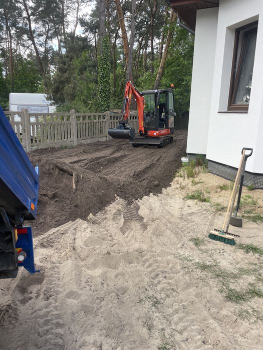 Usługi Minikoparka Wiertnica Wywrotka Chwytak Młot Przeciski Kret