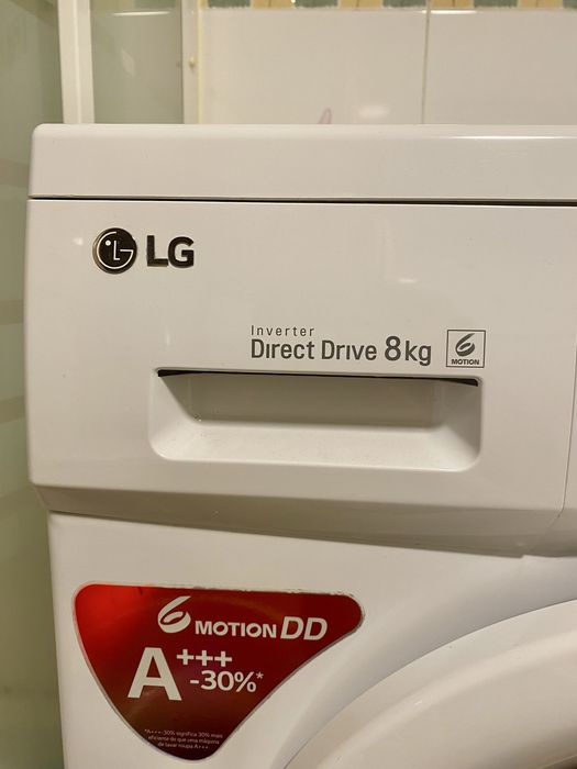 Máquina de Lavar Roupa LG Inverter Direct Drive 8 kg (A+++}
