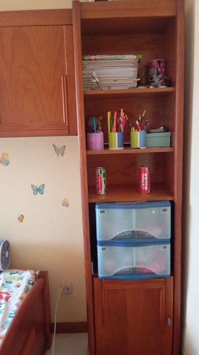 Estúdio para quarto de solteiro