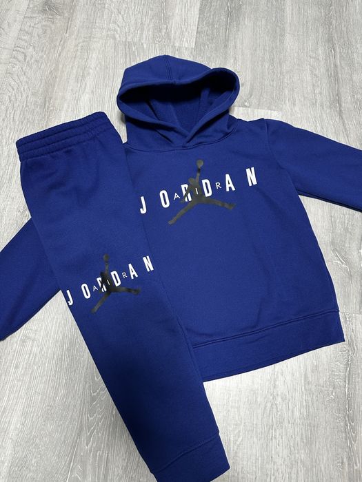 Костюм на флисе Jordan 5-6лет