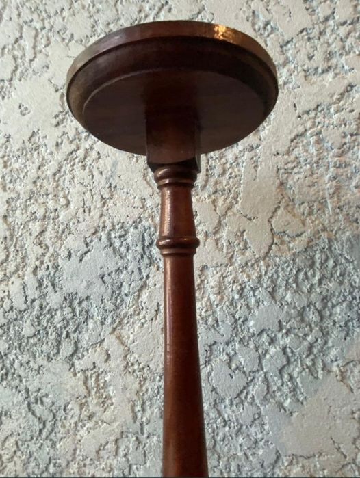 Três Colunas em Madeira para Vasos