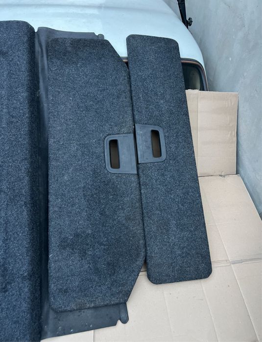 Полка Nissan Note оригінал гарний стан