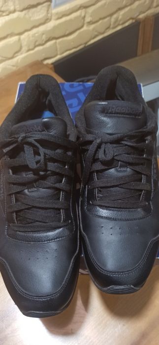 Шкіряні кросівки Reebok