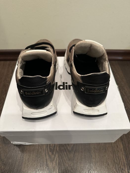 Жіночі кросівки baldinini