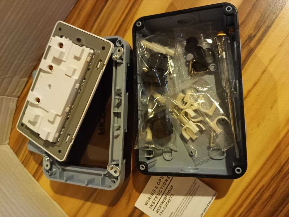 Розетка подвійна захищена IP66 Водонепроникна Зовнішня Атмосферостійка