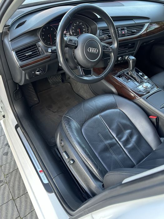 Audi a6c7 2017 року