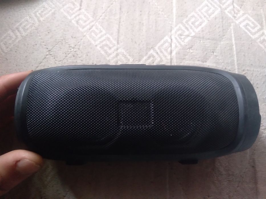 Колонка jbl бу стан чудовий