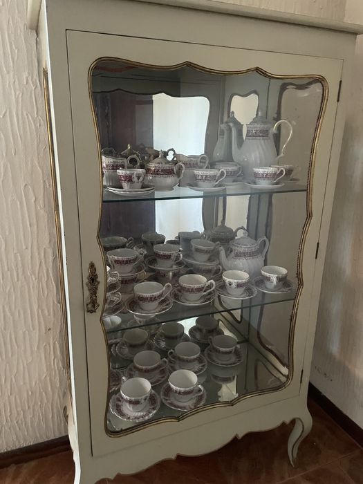 Cristaleira Antiga com Serviço Inglês Ironstone Ware by MYOTT