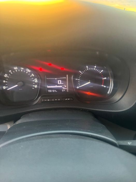 PEUGEOT EXPERT 2.0 hdi 2020