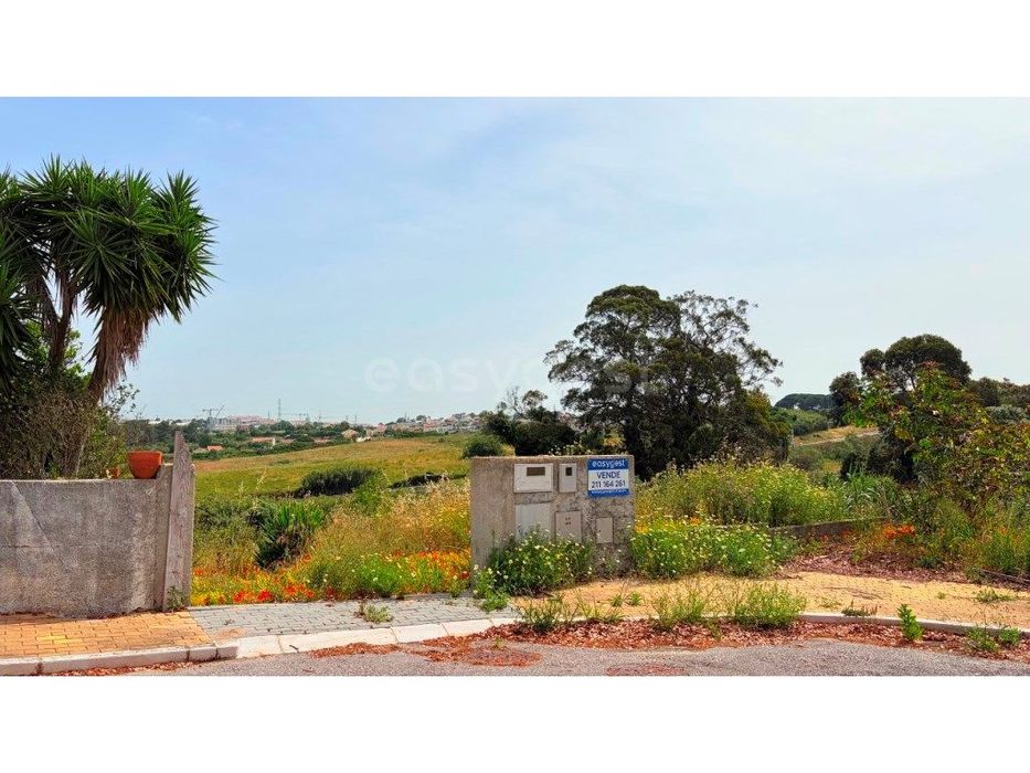 Terreno urbano para construção moradia isolada a 5 min das praias d...