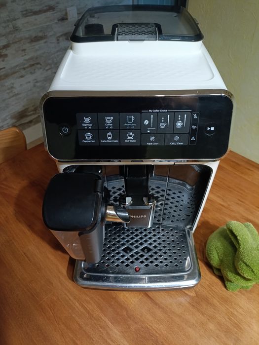 Продам кавомашину Phillips lattego EP3243