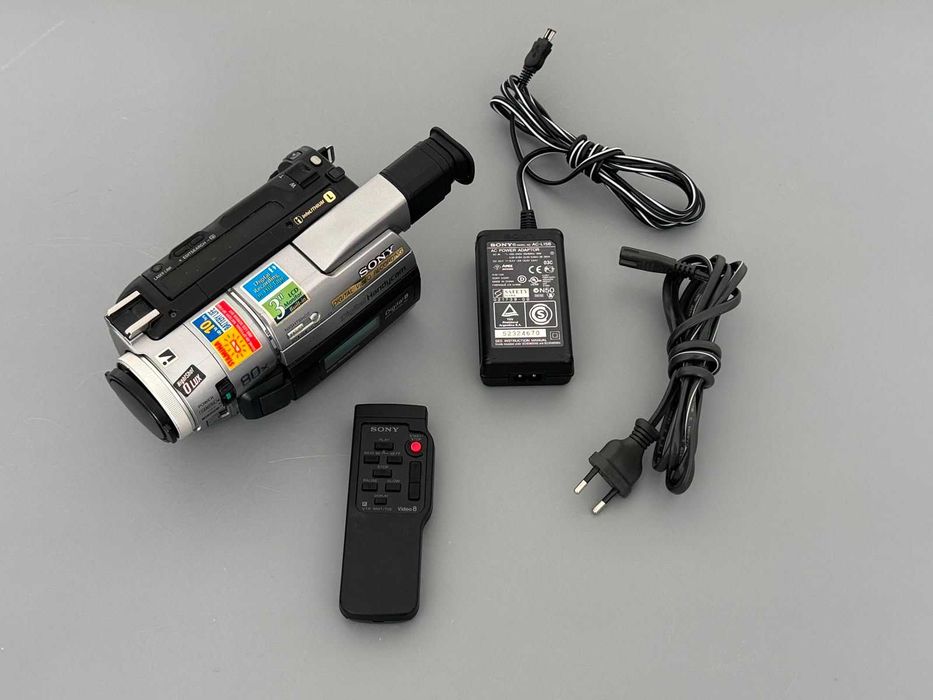 Cyfrowa Kamera Handycam Sony Video8 Hi8 Digital8 DCR-TRV210E TOP