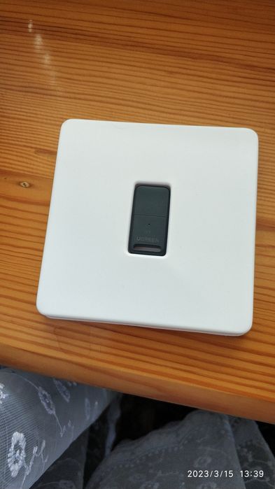 UGREEN Блютуз адаптер (Bluetooth adapter 5.3)