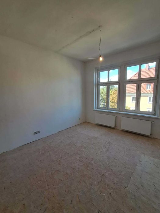 Mieszkanie w idealnej lokalizacji, po remoncie, wraz z garażem.