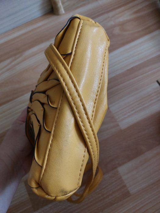 Сумочка жёлтая, кросбоди коричневый