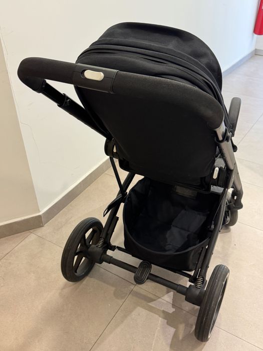 Carrinho Cybex Balios S preto como novo