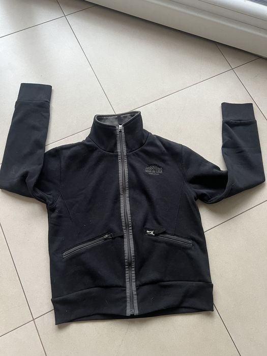 Bluza zapinana z kieszeniami